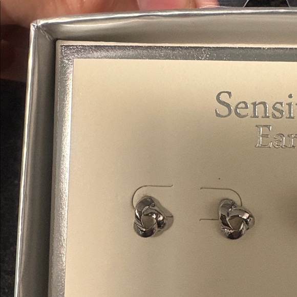 Silver Earring Set - Picture 2 of 6